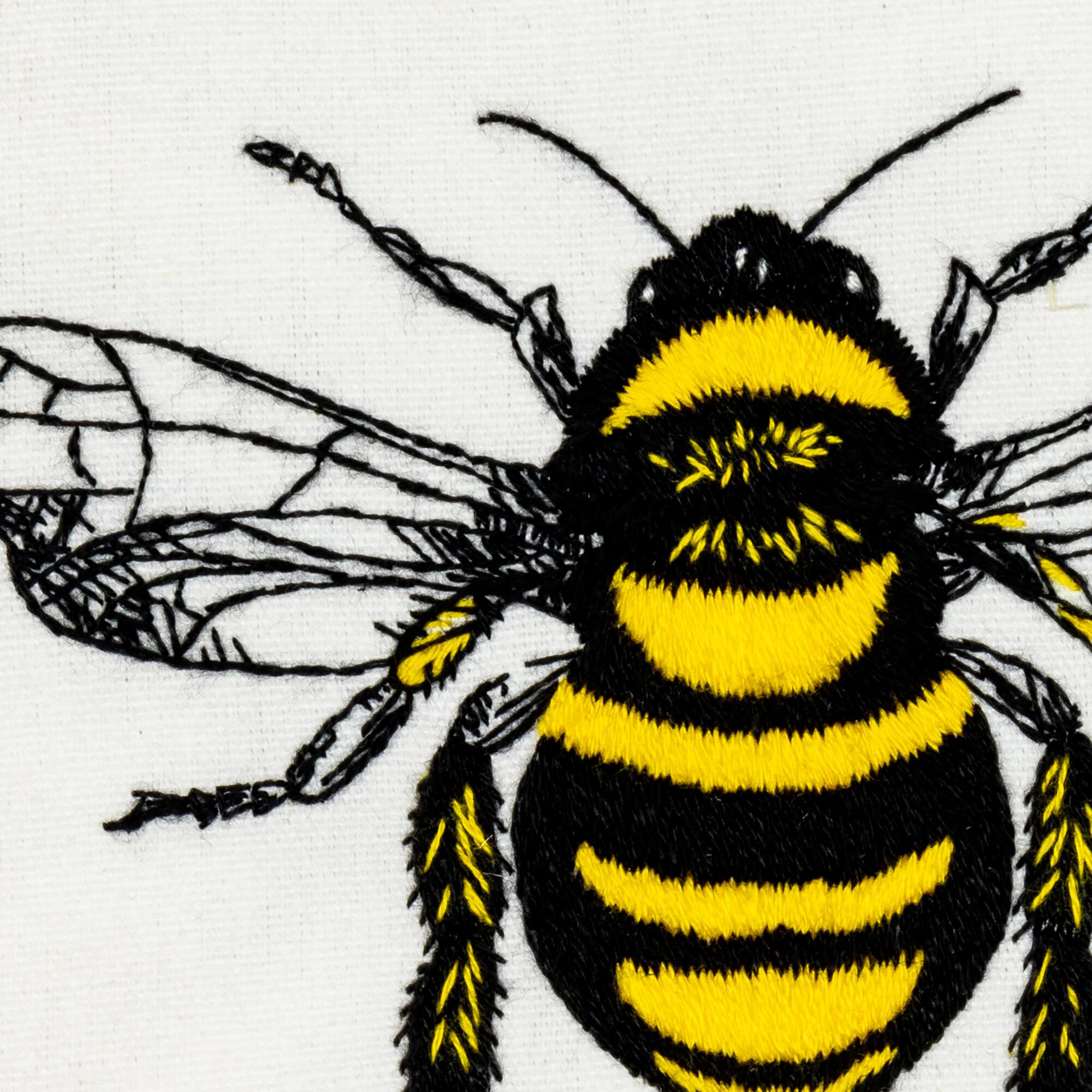 Thea Gouverneur Since 1959® 6" Bee Kind Embroidery Kit